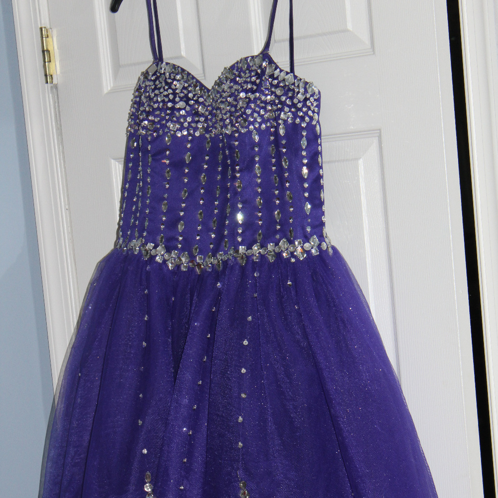 Girls Size 14-16 Purple Long Formal Dress
